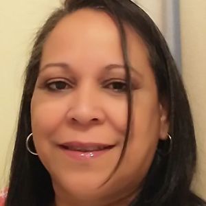 Meet your Posher, Noemi